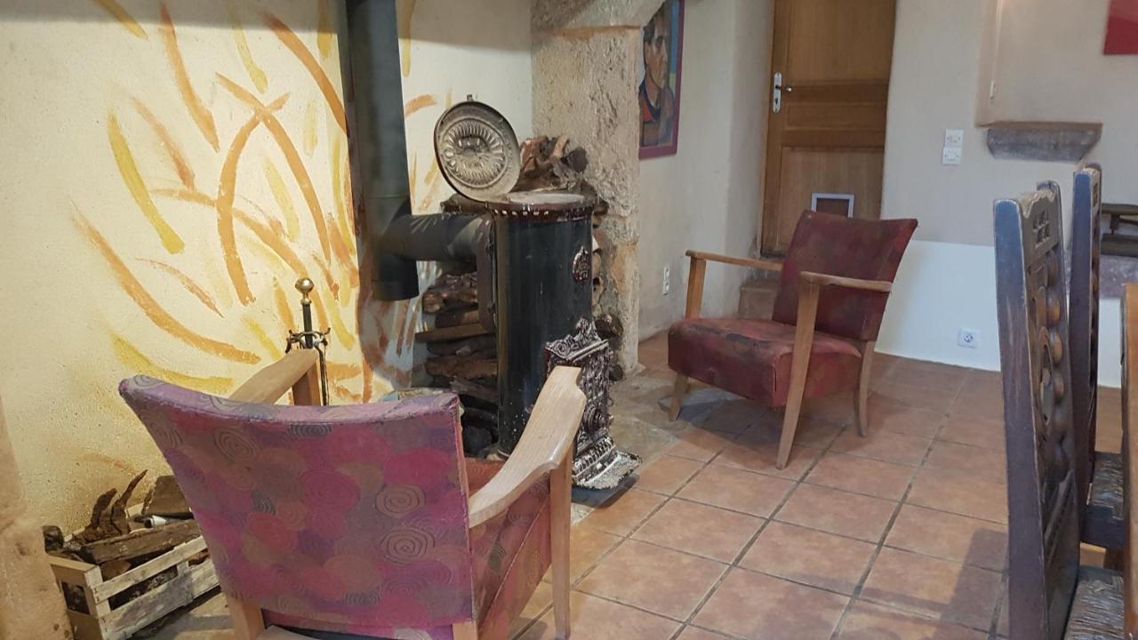 Maison Isolee Dans Les Vignes Et Les Bois Valady Ngoại thất bức ảnh